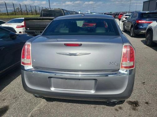 2013 Chrysler 300C Base