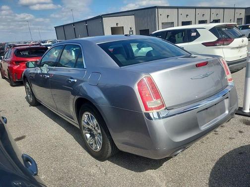 2013 Chrysler 300C Base