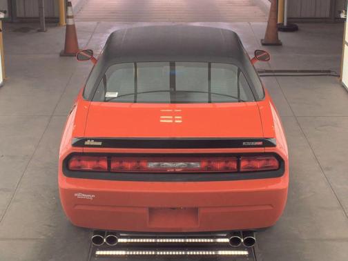 2009 Dodge Challenger SRT8