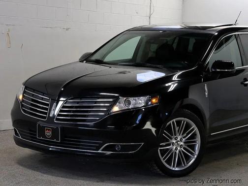 2019 Lincoln MKT Reserve