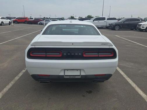 2016 Dodge Challenger SRT 392