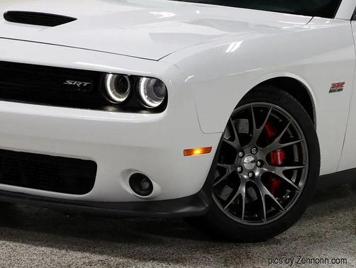 2016 Dodge Challenger SRT 392