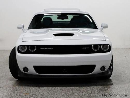 2016 Dodge Challenger SRT 392