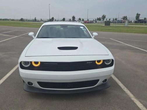 2016 Dodge Challenger SRT 392