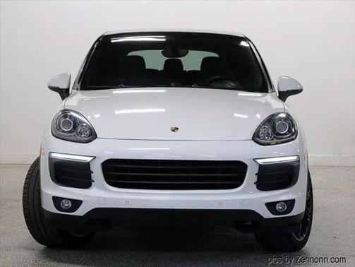 2016 Porsche Cayenne Base