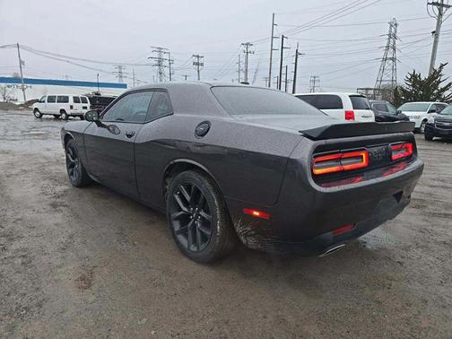 2021 Dodge Challenger SXT