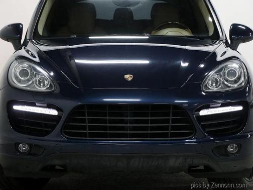 2011 Porsche Cayenne Turbo