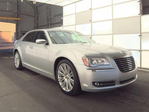 2012 Chrysler 300C Base