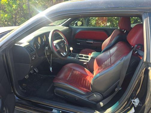 2014 Dodge Challenger R/T