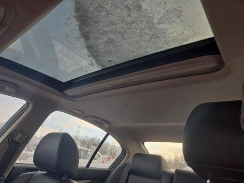 2013 INFINITI G37x Base