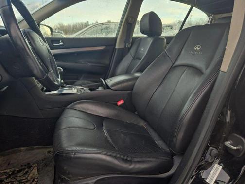 2013 INFINITI G37x Base