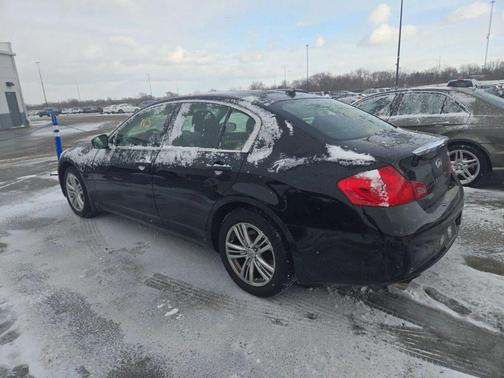 2013 INFINITI G37x Base