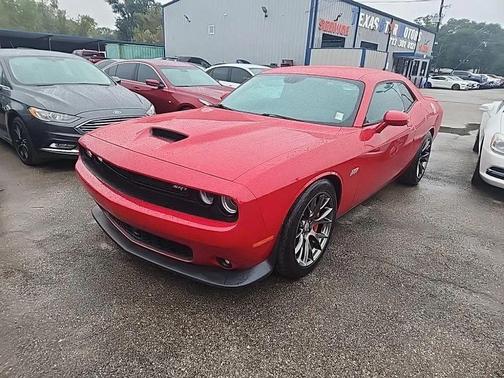 2015 Dodge Challenger SRT 392