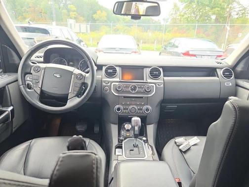 2012 Land Rover LR4 Base