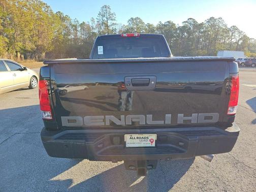 2011 GMC Sierra 2500 Denali