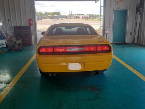 Stinger Yellow Clearcoat 2012 Dodge Challenger SRT8 392