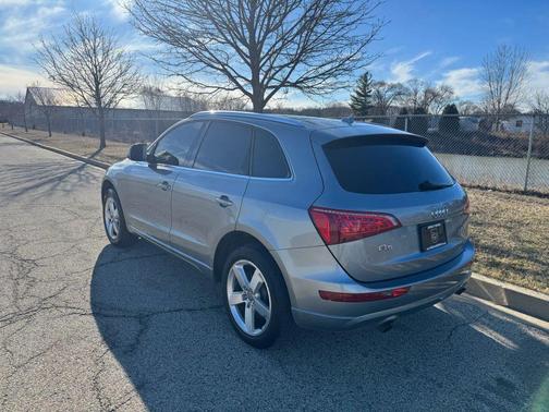 2011 Audi Q5 Premium Plus