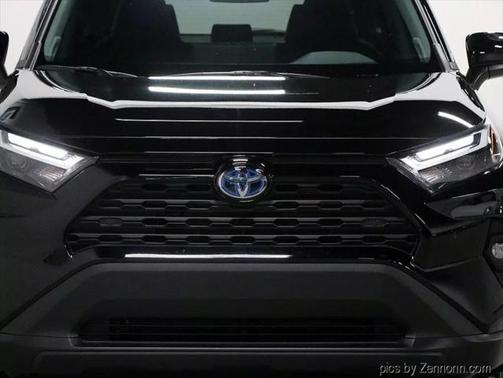2024 Toyota RAV4 Hybrid XLE Premium