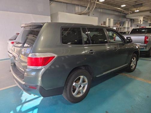 Cypress Pearl 2013 Toyota Highlander Base
