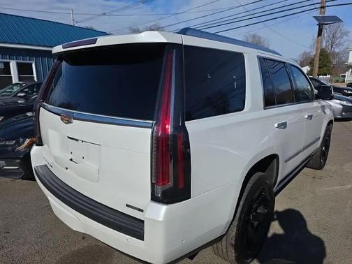 2018 Cadillac Escalade Premium Luxury