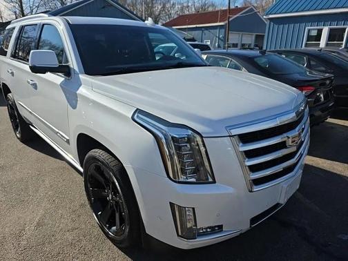2018 Cadillac Escalade Premium Luxury