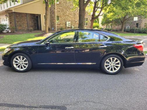 2011 Lexus LS 460 Base