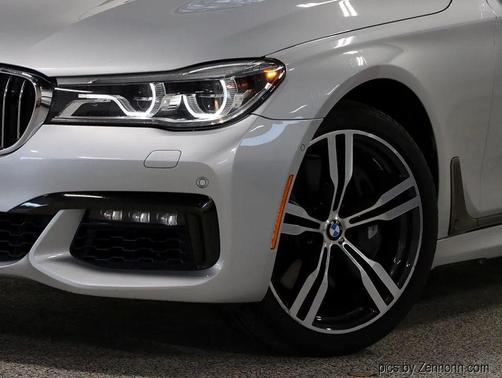 2016 BMW 750 i xDrive