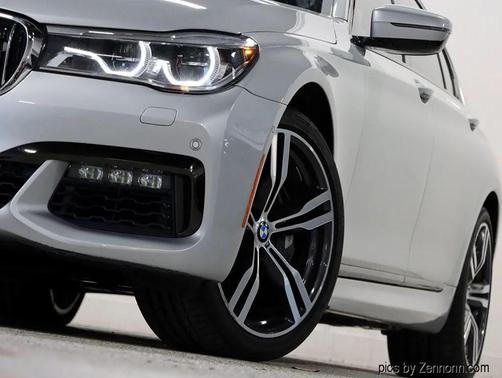 2016 BMW 750 i xDrive