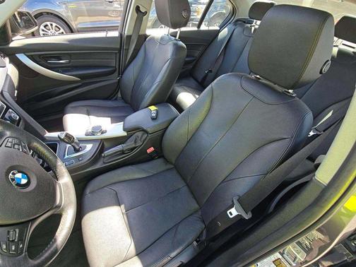 2017 BMW 320 i