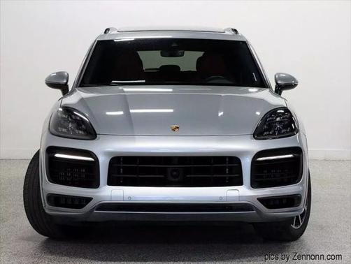2021 Porsche Cayenne GTS