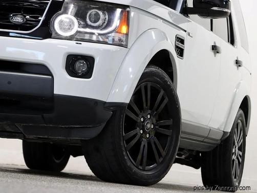 2014 Land Rover LR4 Base