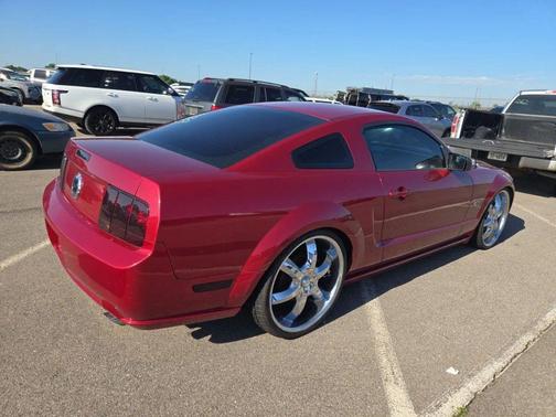 Red 2006 Ford Mustang GT Premium