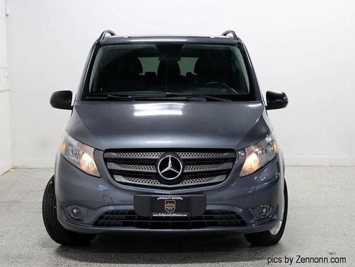 2016 Mercedes-Benz Metris Base