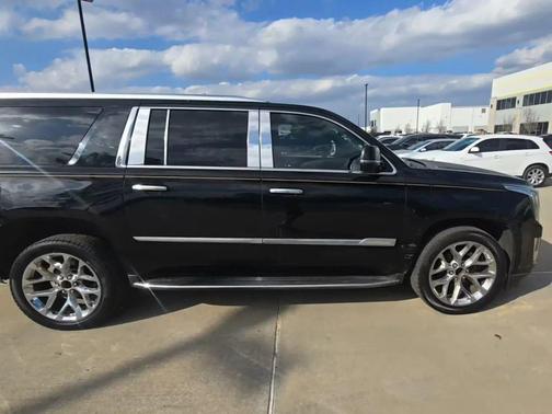 2017 Cadillac Escalade ESV Sport