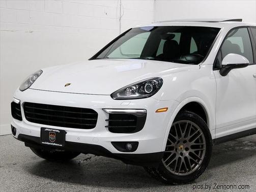 2017 Porsche Cayenne Platinum Edition