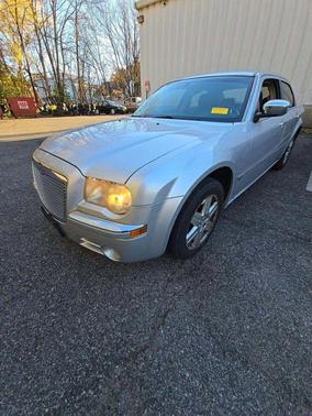 2005 Chrysler 300C Base