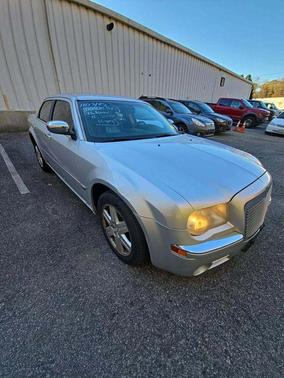 2005 Chrysler 300C Base