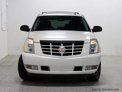 2012 Cadillac Escalade Luxury