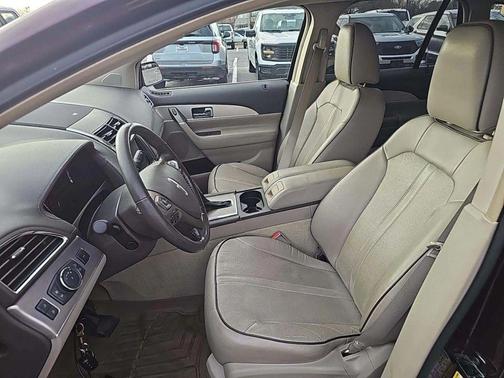 2011 Lincoln MKX Base