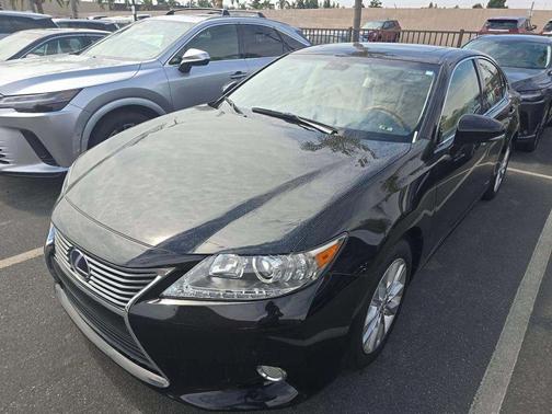 2013 Lexus ES 300h Base