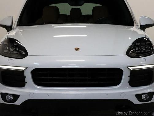 2017 Porsche Cayenne Platinum Edition