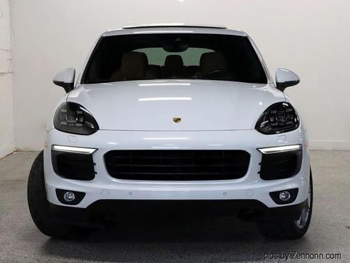 2017 Porsche Cayenne Platinum Edition