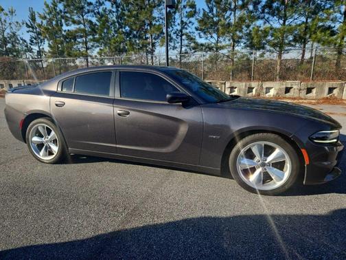 2017 Dodge Charger R/T