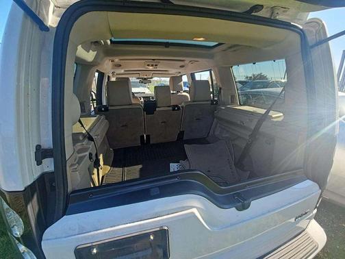 2016 Land Rover LR4 Base