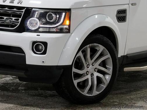 2016 Land Rover LR4 Base