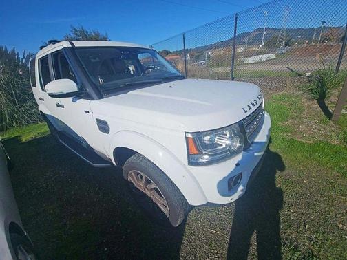 2016 Land Rover LR4 Base