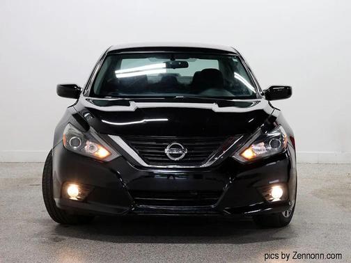 Super Black 2018 Nissan Altima 2.5 SR