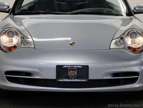 2003 Porsche 911 Carrera 4