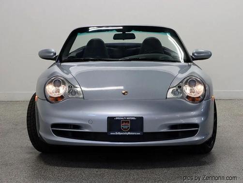 2003 Porsche 911 Carrera 4