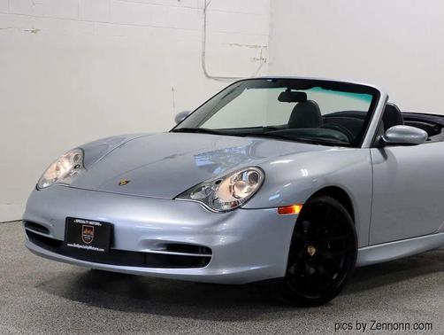 2003 Porsche 911 Carrera 4